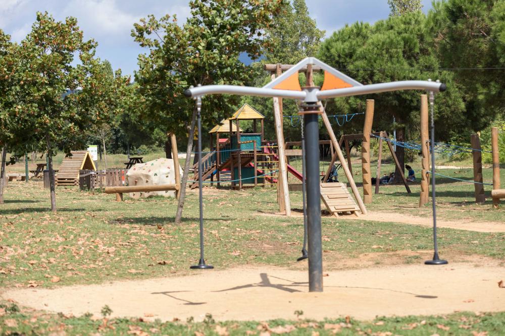 Escalada, excursions, trekking, ciclisme, bicicletes gratis incloses en la reserva, natura, camins, senders, cultura, arquitectura, pobles, parc Can Jalpi, gronxadors, tobogan, jocs infantils.
Costa Maresme Vacances empresa local i familiar de lloguer turístic.
088-IF TARRACO Casa adossada El Maresme Arenys de Munt
Parc Can Jalpí Arenys de Munt Arenys de Mar Maresme Barcelona
Lloguer turístic
Lloguer casa particular
Lloguer casa de vacances
Escapada a la costa
Escapada a la platja
Escapada a la muntanya
Turisme a Catalunya
Piscina privada Jardi privat chill-out terrasa coberta
Casa 4 habitacions i 3 banys complets . Habitació doble amb bany privat
Menjador interior i exterior, sala d'estar, sala de jocs
piscina compartida
Diseny interiorisme mobles Escalada, excursions, trekking, ciclisme, bicicletes gratis incloses en la reserva, natura, camins, senders, cultura, arquitectura, pobles, parc Can Jalpi, gronxadors, tobogan, jocs infantils.
Costa Maresme Vacances empresa local i familiar de lloguer turístic.
088-IF TARRACO Casa adossada El Maresme Arenys de Munt
Parc Can Jalpí Arenys de Munt Arenys de Mar Maresme Barcelona
Lloguer turístic
Lloguer casa particular
Lloguer casa de vacances
Escapada a la costa
Escapada a la platja
Escapada a la muntanya
Turisme a Catalunya
Piscina privada Jardi privat chill-out terrasa coberta
Casa 4 habitacions i 3 banys complets . Habitació doble amb bany privat
Menjador interior i exterior, sala d'estar, sala de jocs
piscina compartida
Diseny interiorisme mobles