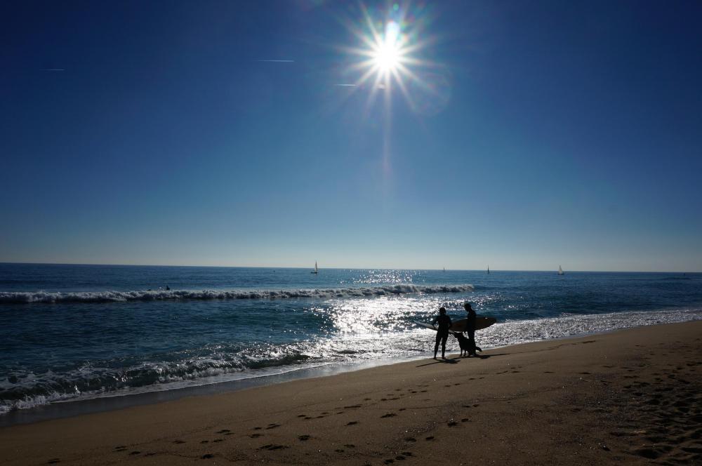 PLATJA VILASSAR DE MAR - Platges familiars amb Barcelona al fons. Aigües calmades amb unes postes i sortides del sol espectaculars.
Allotjament sencer de dues plantes. Cuina completa, menjador, saló i balcó. 3 habitacions dobles amb bany privat. Dues terrasses privades a les habitacions de la planta superior. Aire condicionat centralitzat.
Barcelona Catalunya Espanya
Platja, mar, gastronomia, cultura, art, pobles amb encant, costaners i de segona línia de mar. Les muntanyes a l'esquena i els cultius de vinya al llarg del territori.
096-AP SANT RAMON Pis EL MARESME Vilassar de Mar PLATJA VILASSAR DE MAR - Platges familiars amb Barcelona al fons. Aigües calmades amb unes postes i sortides del sol espectaculars.
Allotjament sencer de dues plantes. Cuina completa, menjador, saló i balcó. 3 habitacions dobles amb bany privat. Dues terrasses privades a les habitacions de la planta superior. Aire condicionat centralitzat.
Barcelona Catalunya Espanya
Platja, mar, gastronomia, cultura, art, pobles amb encant, costaners i de segona línia de mar. Les muntanyes a l'esquena i els cultius de vinya al llarg del territori.
096-AP SANT RAMON Pis EL MARESME Vilassar de Mar
