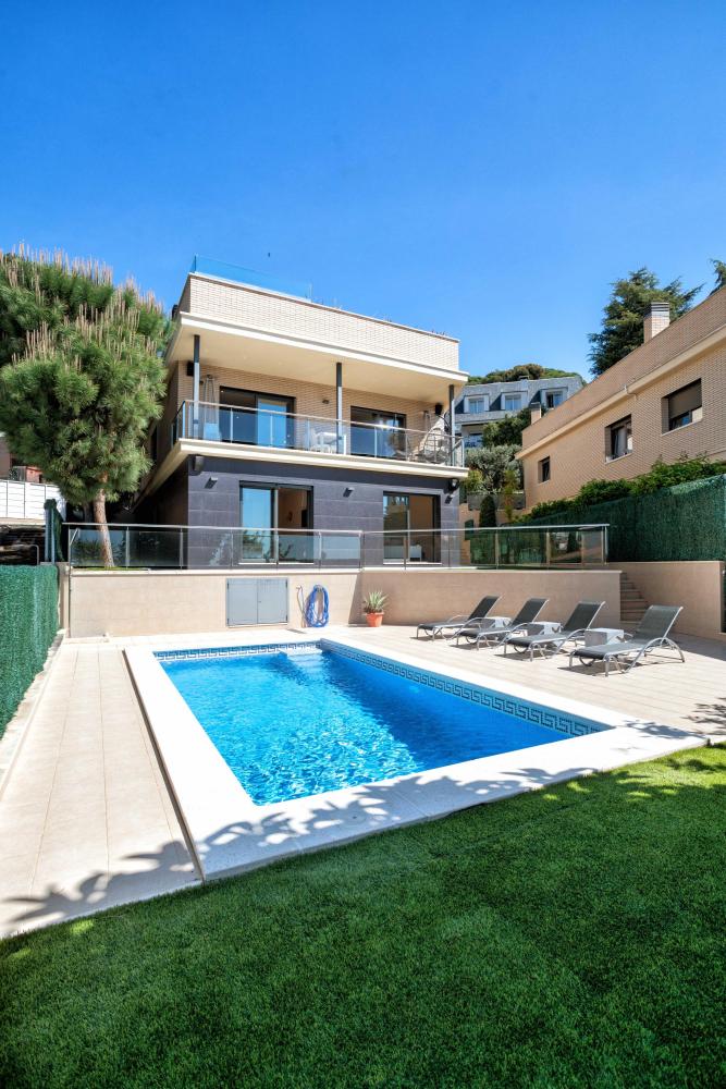 101-AA ATTEKA house Casa aïllada / Villa el Maresme Premià de Dalt 101-AA ATTEKA house Casa aïllada / Villa el Maresme Premià de Dalt