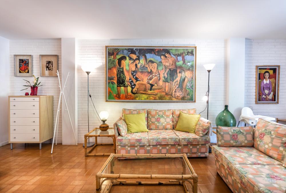 011 MR LORD JIM Apartament Illes Balears Pollença
Sala d'estar acollidora i lluminosa.
Cómode apartament 6 persones, 3 habitacions, 2 lavabos, terrassa privada, cuina completament equipada i sala d'estar menjador.
Estacionament privat i aparcament gratuït davant de l'apartament
Ideal per explorar l'illa de Mallorca de la mà dels més petits de la família.
Ciclisme, buceig, barco, vela, kayak, excursions, trekking, qualsevol activitat.
Aprop del Port d'Alcudia
Costa Maresme Vacances Lloguer allotjaments turístics 011 MR LORD JIM Apartament Illes Balears Pollença
Sala d'estar acollidora i lluminosa.
Cómode apartament 6 persones, 3 habitacions, 2 lavabos, terrassa privada, cuina completament equipada i sala d'estar menjador.
Estacionament privat i aparcament gratuït davant de l'apartament
Ideal per explorar l'illa de Mallorca de la mà dels més petits de la família.
Ciclisme, buceig, barco, vela, kayak, excursions, trekking, qualsevol activitat.
Aprop del Port d'Alcudia
Costa Maresme Vacances Lloguer allotjaments turístics