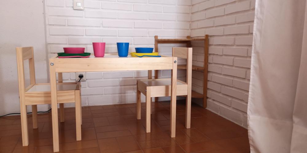 011 MR LORD JIM Apartament Illes Balears Pollença
Trona, taula i cadires pels més petits.
Hi ha disponible cuberteria, plats i gots de plàstic pels més petits de la familia.
Cómode apartament 6 persones, 3 habitacions, 2 lavabos, terrassa privada, cuina completament equipada i sala d'estar menjador.
Estacionament privat i aparcament gratuït davant de l'apartament
Ideal per explorar l'illa de Mallorca de la mà dels més petits de la família. Platja, sol i el mar.
Ciclisme, buceig, barco, vela, kayak, excursions, trekking, qualsevol activitat.
Aprop del Port d'Alcudia
Costa Maresme Vacances Lloguer allotjaments turístics 011 MR LORD JIM Apartament Illes Balears Pollença
Trona, taula i cadires pels més petits.
Hi ha disponible cuberteria, plats i gots de plàstic pels més petits de la familia.
Cómode apartament 6 persones, 3 habitacions, 2 lavabos, terrassa privada, cuina completament equipada i sala d'estar menjador.
Estacionament privat i aparcament gratuït davant de l'apartament
Ideal per explorar l'illa de Mallorca de la mà dels més petits de la família. Platja, sol i el mar.
Ciclisme, buceig, barco, vela, kayak, excursions, trekking, qualsevol activitat.
Aprop del Port d'Alcudia
Costa Maresme Vacances Lloguer allotjaments turístics
