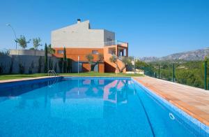 129 Moderna Villa Cerca de la Playa Almadrava  Maison jumelée Urb. Calafat - Ametlla de Mar Ametlla de Mar (L')