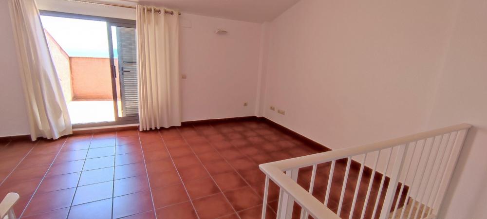 224 MSJ 69 Bonito dúplex en Marina Sant Jordi Apartamento  l'Ametlla de mar