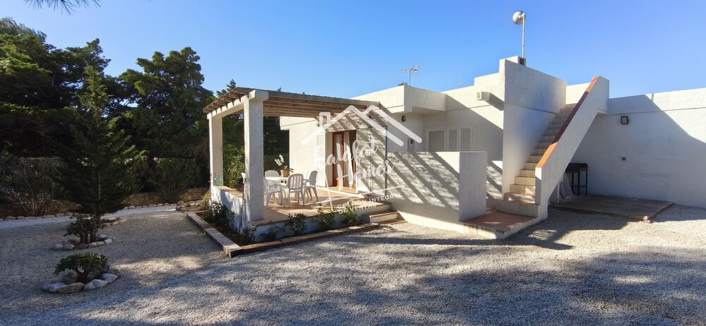 146 Villa Del Pi Con Piscina Privada (Venta) Casa aïllada / Villa Urb. Calafat - Ametlla de Mar Ametlla de Mar (L') 146 Villa Del Pi Con Piscina Privada (Venta) Casa aïllada / Villa Urb. Calafat - Ametlla de Mar Ametlla de Mar (L')