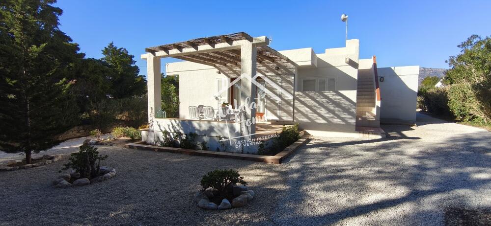 146 Villa Del Pi Con Piscina Privada (Venta) Casa aïllada / Villa Urb. Calafat - Ametlla de Mar Ametlla de Mar (L') 146 Villa Del Pi Con Piscina Privada (Venta) Casa aïllada / Villa Urb. Calafat - Ametlla de Mar Ametlla de Mar (L')