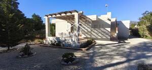 146 Villa Del Pi Con Piscina Privada (Venta) Casa aïllada / Villa Urb. Calafat - Ametlla de Mar Ametlla de Mar (L')