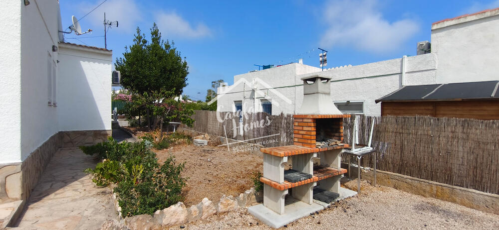 157 Villa independiente en Calle Garbí, Calafat Casa aïllada / Villa Ametlla de Mar (L') 157 Villa independiente en Calle Garbí, Calafat Casa aïllada / Villa Ametlla de Mar (L')