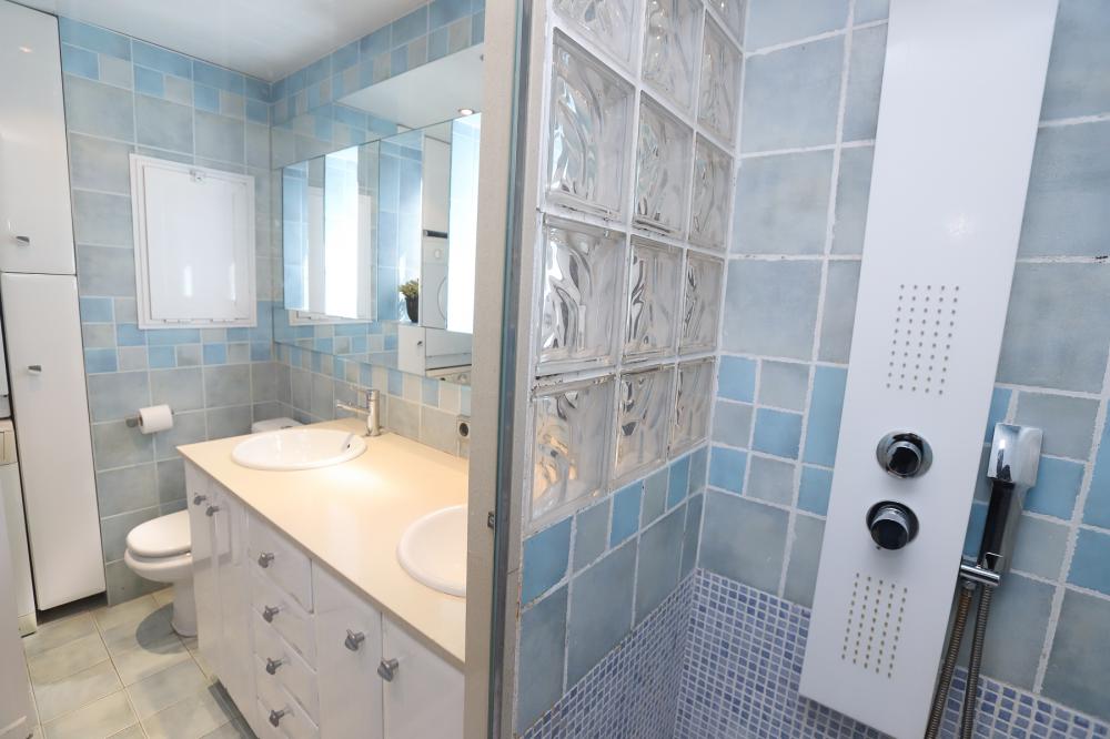 DF10SA DIFFERENTFLATS RUBENS SALOU Apartamento Platja llevant Salou DF10SA DIFFERENTFLATS RUBENS SALOU Apartamento Platja llevant Salou