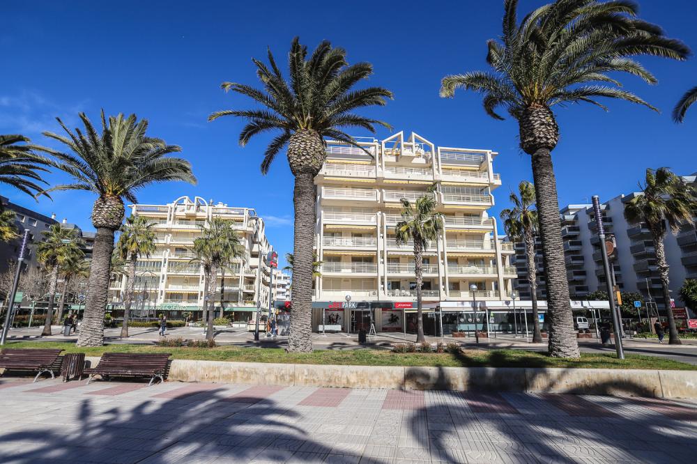 DF14SA DIFFERENTFLATS NOVELTY SALOU Apartamento Passeig Marítim Salou DF14SA DIFFERENTFLATS NOVELTY SALOU Apartamento Passeig Marítim Salou