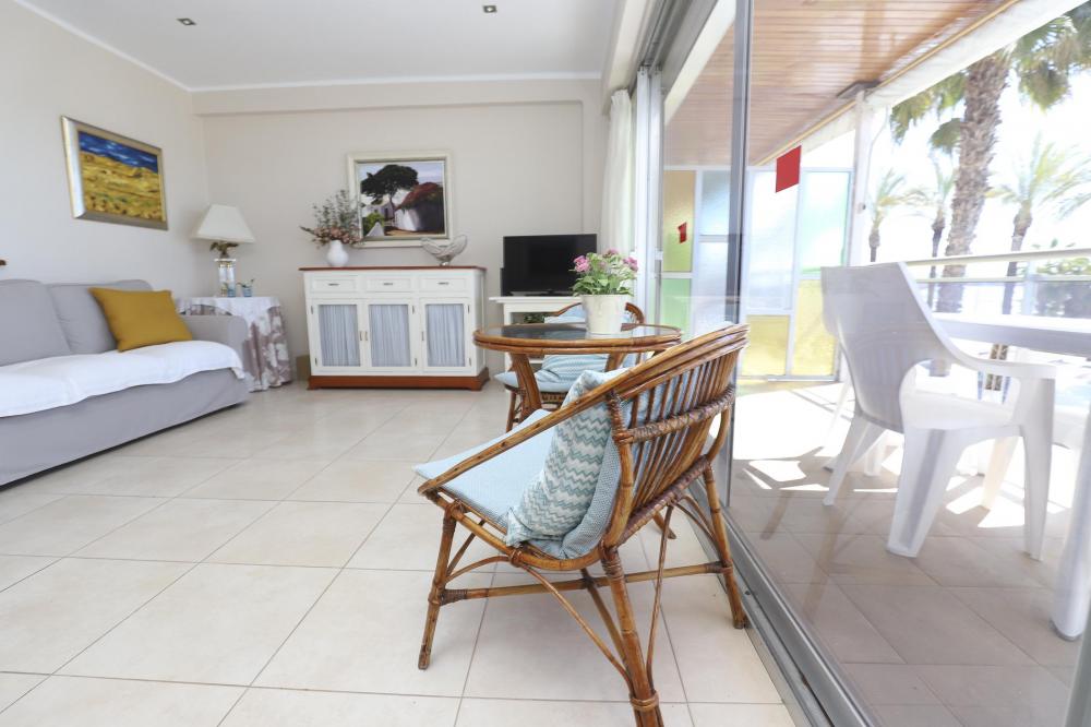 DF21SA DIFFERENTFLATS MORSA Apartamento Platja ponent Salou DF21SA DIFFERENTFLATS MORSA Apartamento Platja ponent Salou