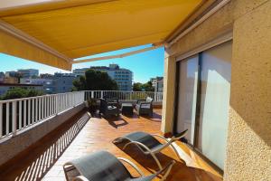 DF23SA DIFFERENTFLATS CASALMAR SALOU Apartamento Centro turístico Salou