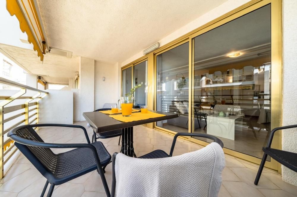 DF42SA DIFFERENTFLATS NOVELTY Apartamento  Salou