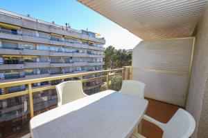 DF24SA DIFFERENTFLATS DECATHLON SALOU Apartamento  Salou