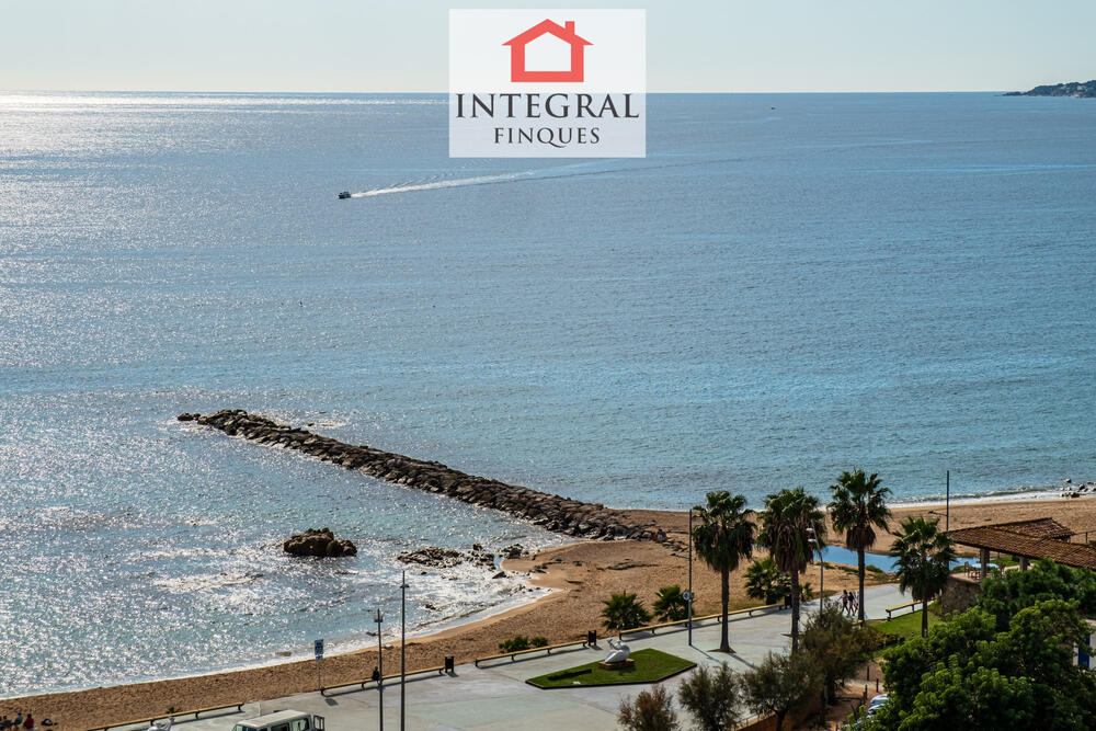 Vistes de la platja des de la terrassa.