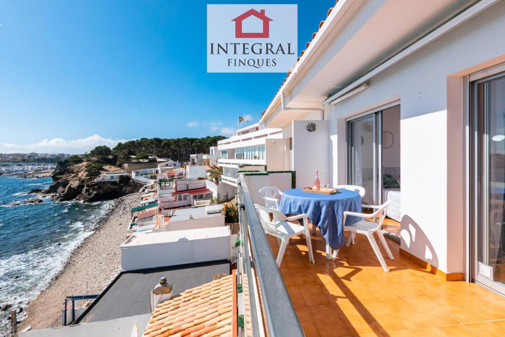 Preciós apartament a cala Margarida de Palamós.