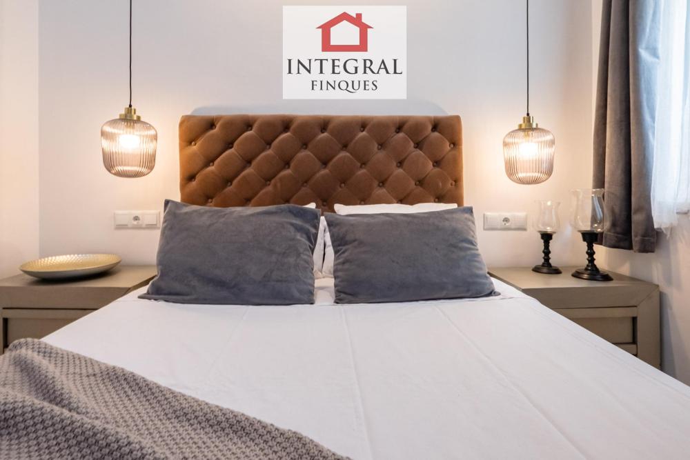 Habitació molt ample perfecte per passar les vacances.