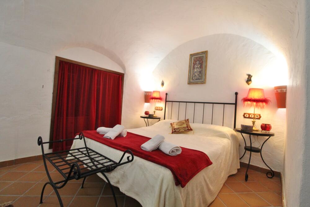 Preciosa habitació principal amb llit de matrimoni