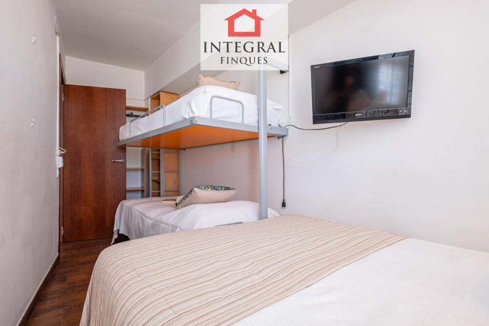 Segona habitació amb lliteres extensibles.