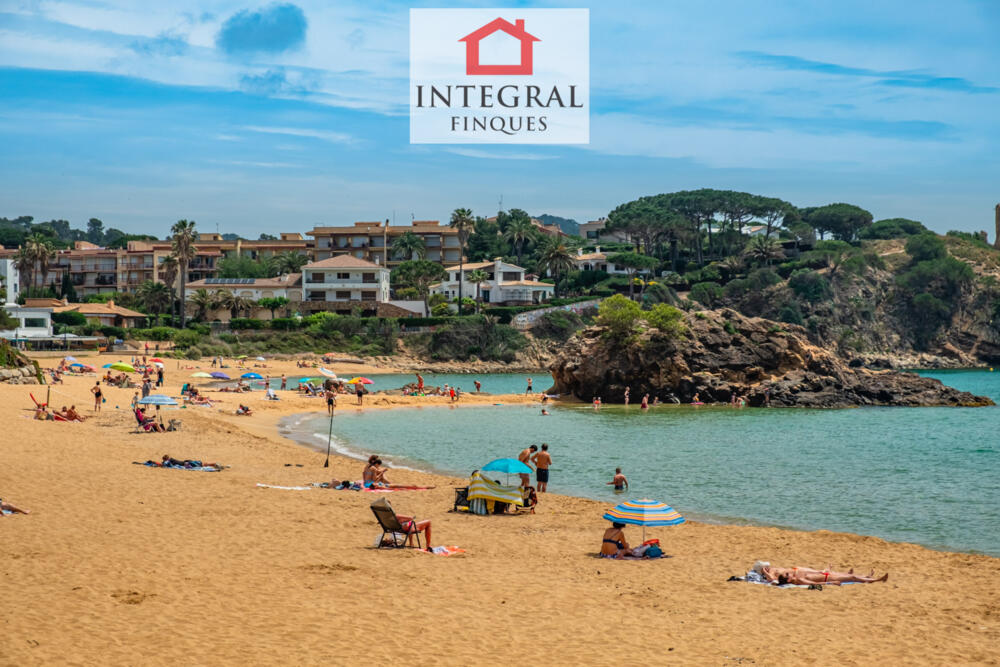 Magnífiques vistes de la platja de la Fosca.