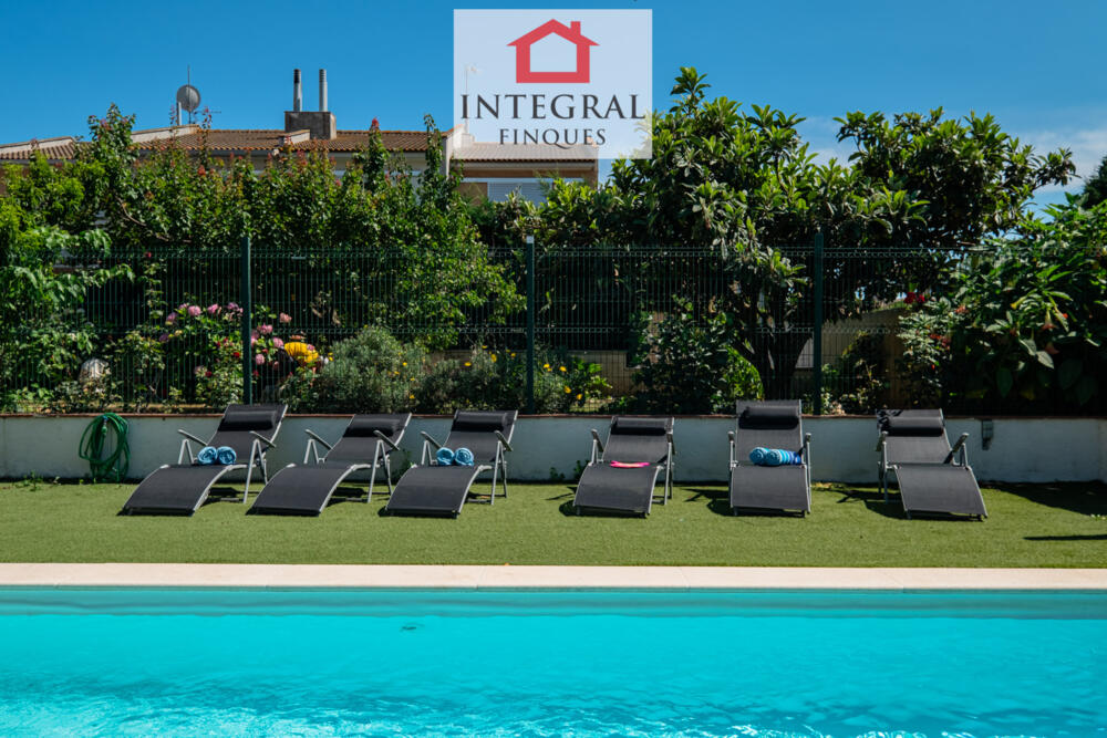 Zona de relax per gaudir amb família o amics.