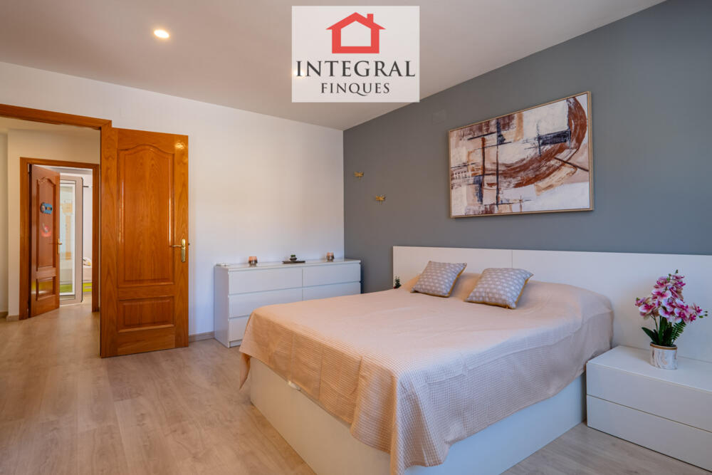 Habitació de matrimoni per dues persones.