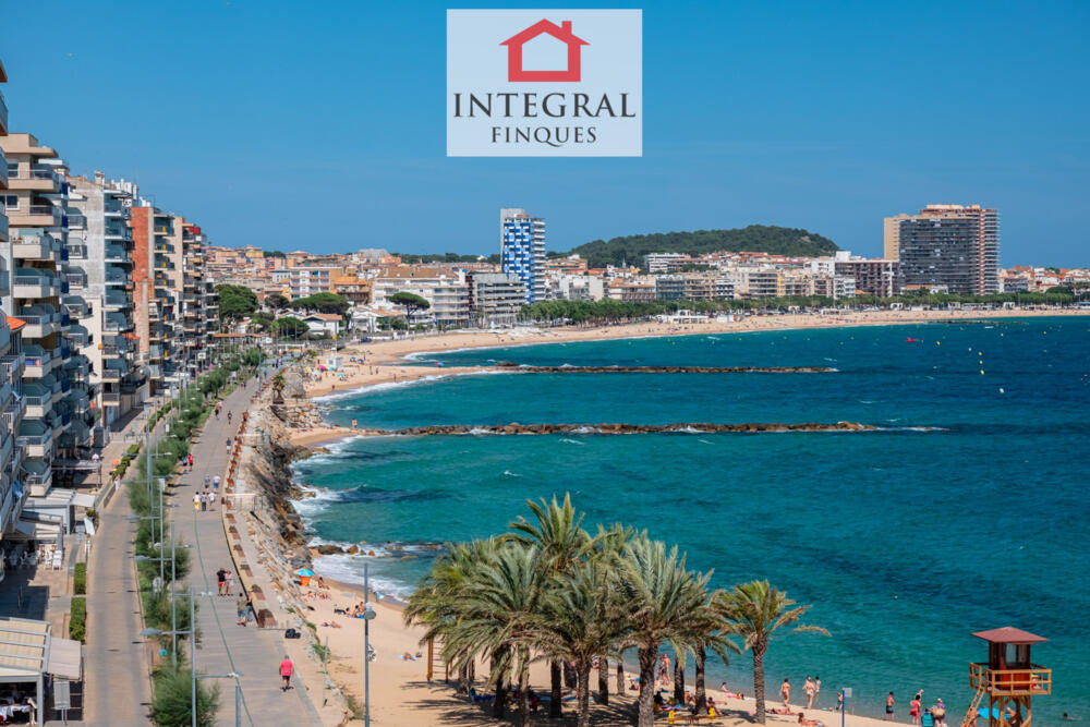 Gaudir de les postes i sortides del sol des del balcó.