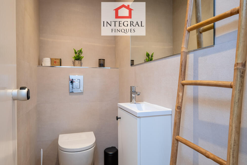 Lavabo totalment reformat.