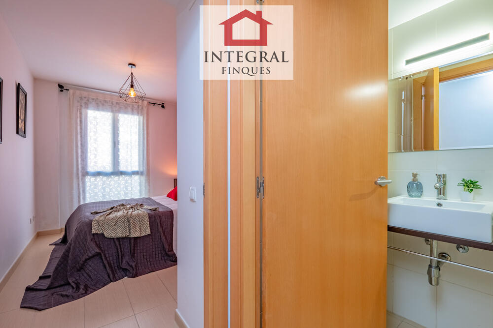 Cuarto de bany al costat de l'habitació doble. Cuarto de bany al costat de l'habitació doble.