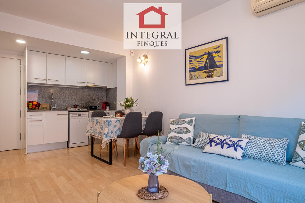 Bonic apartament totalment equipat. Bonic apartament totalment equipat.