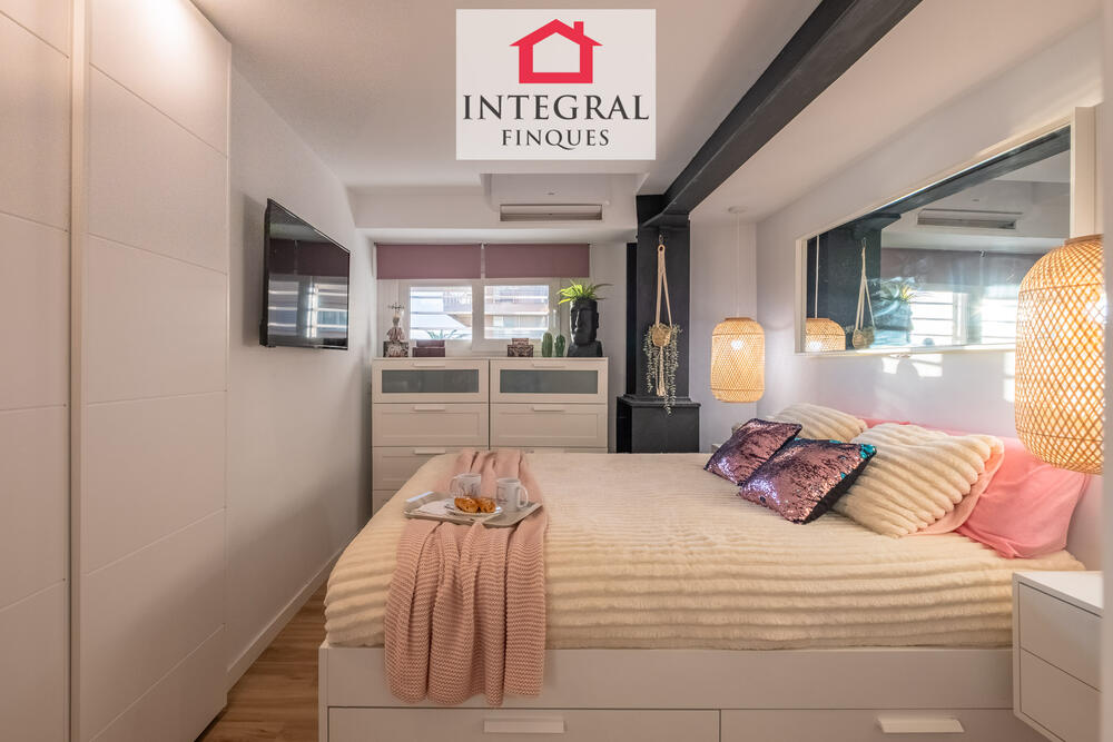 Còmode habitació principal pensada pel màxim confort. Còmode habitació principal pensada pel màxim confort.