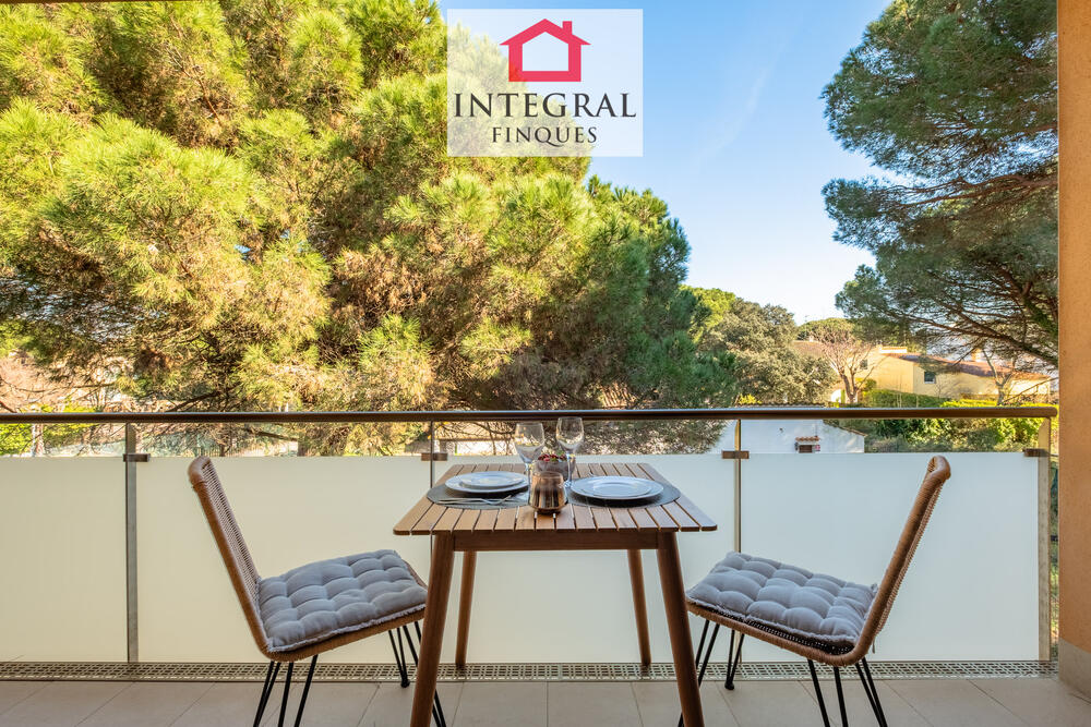 Terrassa ideal per passar les vacances amb la família. Terrassa ideal per passar les vacances amb la família.