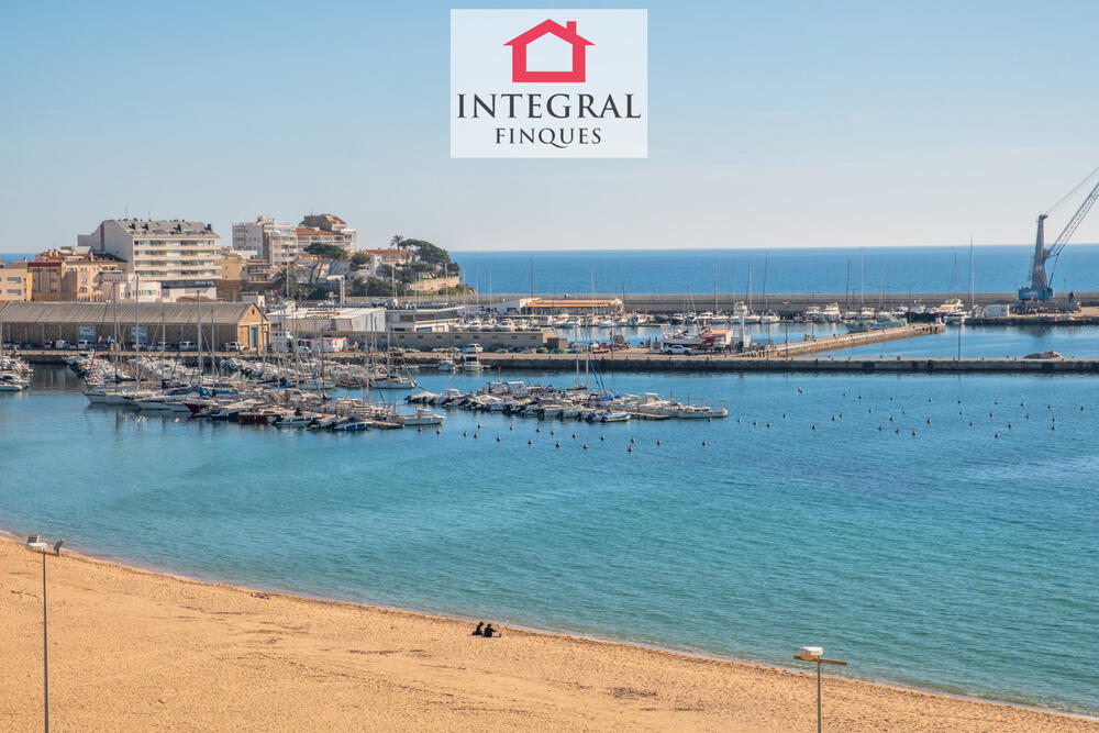 Espectaculars vistes a la badia de Palamós.