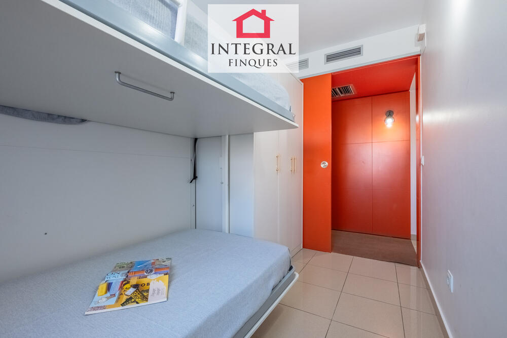 Habitació amb lliteres. Habitació amb lliteres.