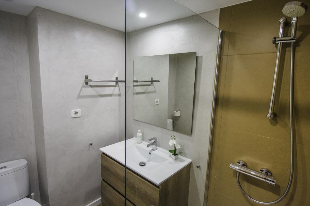 010 PC 1 dorm (201, 301) Apartament Roses 010 PC 1 dorm (201, 301) Apartament Roses