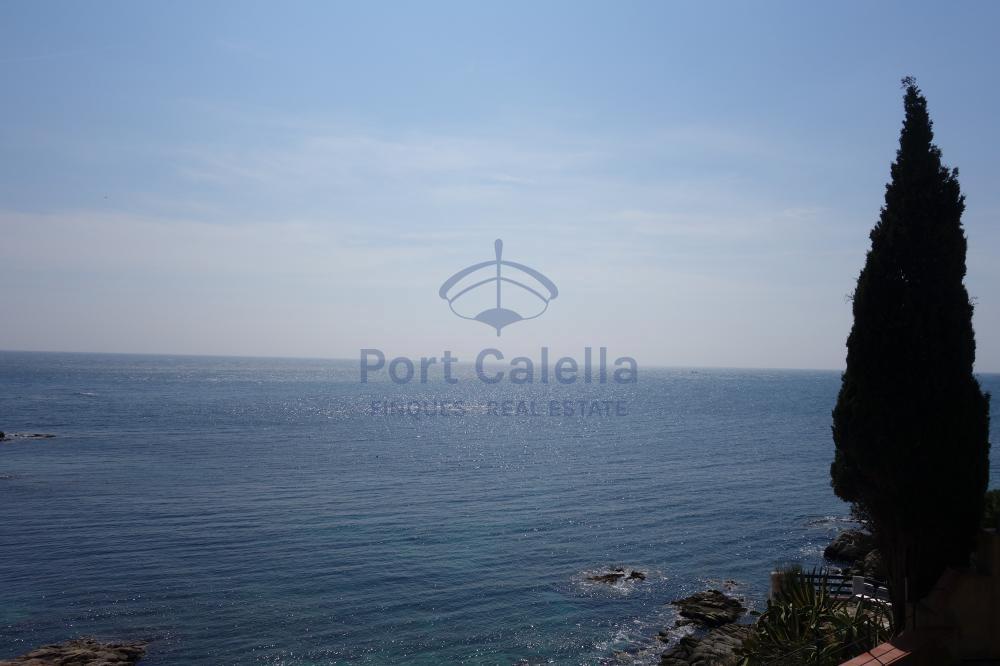 252 LLADÓ Apartamento 1ª LINIA Calella de Palafrugell