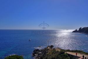 058E ESTRABAU Attique  Calella de Palafrugell