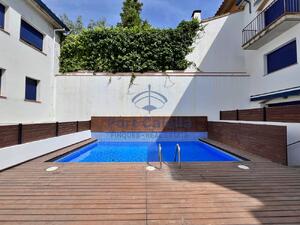 082P PI I SUNYER Apartamento CHOPITEA - CENTRE Calella de Palafrugell
