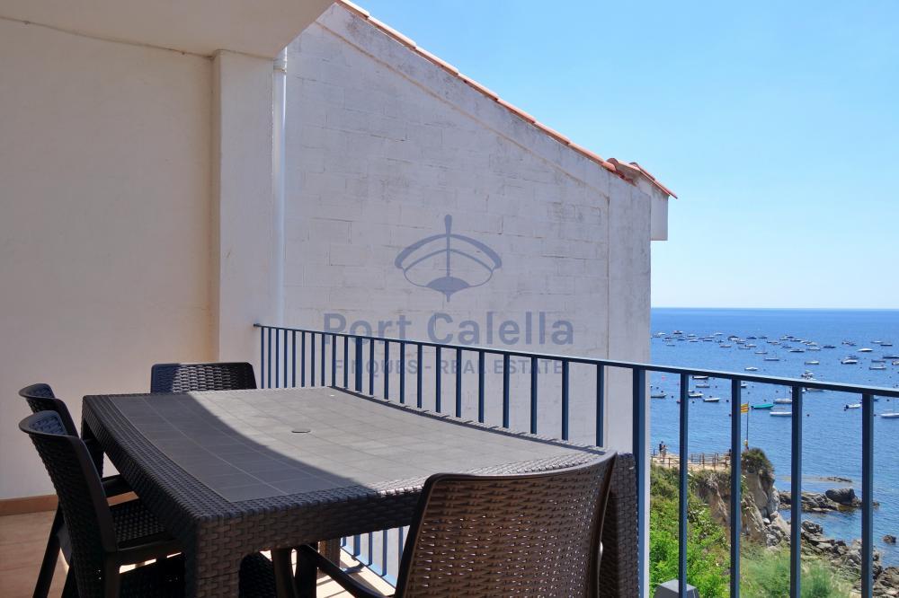 130 CAN FINA - DÚPLEX Attique 1ª LINIA - PORT PELEGRI Calella De Palafrugell 130 CAN FINA - DÚPLEX Attique 1ª LINIA - PORT PELEGRI Calella De Palafrugell
