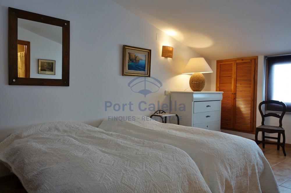 130 CAN FINA - DÚPLEX Attique 1ª LINIA - PORT PELEGRI Calella De Palafrugell 130 CAN FINA - DÚPLEX Attique 1ª LINIA - PORT PELEGRI Calella De Palafrugell