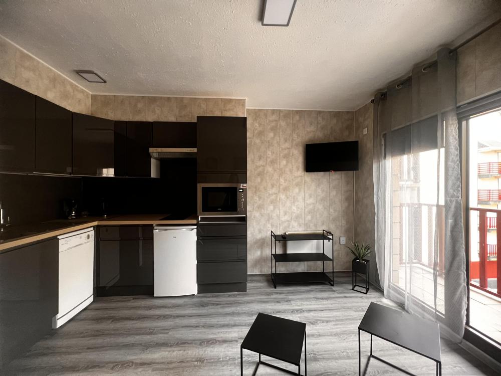 133 F - ESTUDI FS4 Estudio Pas de la Casa Pas de la Casa 133 F - ESTUDI FS4 Estudio Pas de la Casa Pas de la Casa
