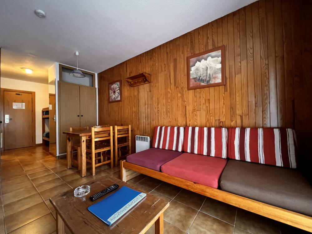 118 B- ESTUDI BASIC 4 pax Estudio Pas de la Casa Pas de la Casa 118 B- ESTUDI BASIC 4 pax Estudio Pas de la Casa Pas de la Casa
