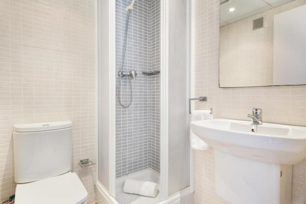 ASM 2HAB. ASM 2HAB (4/6) Apartamento Centro Salou ASM 2HAB. ASM 2HAB (4/6) Apartamento Centro Salou
