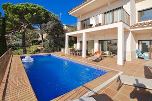 C005 Villa Riviera Lloretholiday Casa aislada La Riviera Lloret de Mar