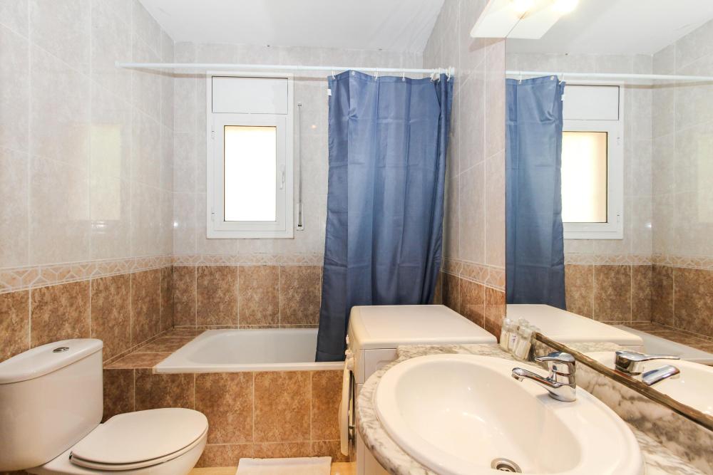 C023 Genova Einzelhaus / Villa Canyelles Lloret de Mar C023 Genova Einzelhaus / Villa Canyelles Lloret de Mar
