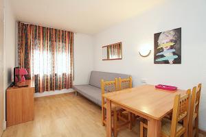 N-B-0-3 VistaCalle 1 hab Apartment  Lloret de Mar