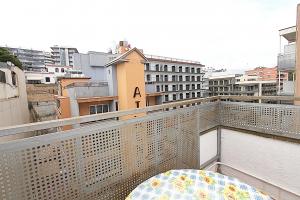 N-B-4-3 VistaCalle 1hab+terraza Apartment  Lloret de Mar