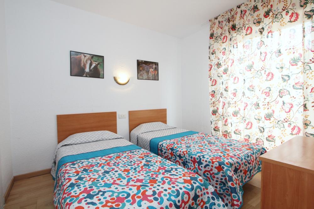 N-B-4-3 VistaCalle 1hab+terraza Apartment Lloret de Mar N-B-4-3 VistaCalle 1hab+terraza Apartment Lloret de Mar
