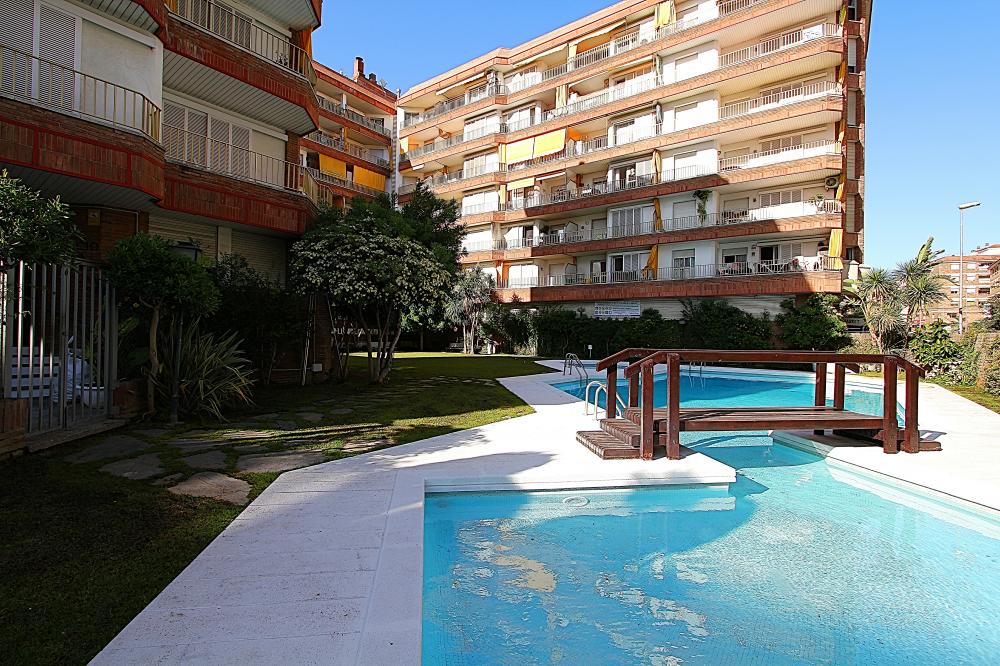 A094 America A094 Piso Fenals Lloret de Mar