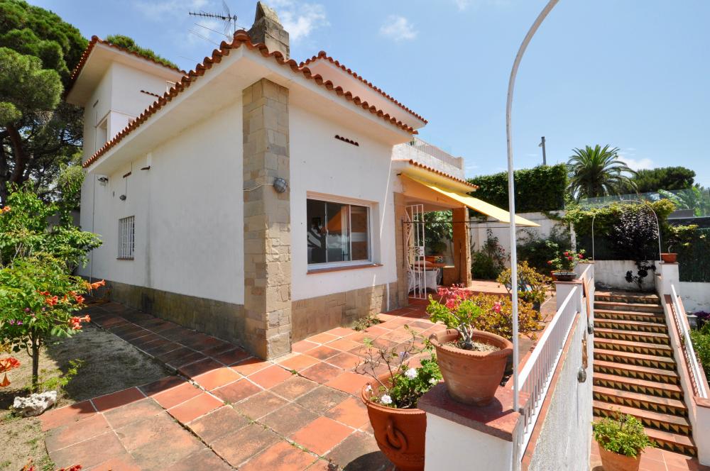 K08 Villa Cala Trons Einzelhaus / Villa Montgoda Lloret de Mar K08 Villa Cala Trons Einzelhaus / Villa Montgoda Lloret de Mar