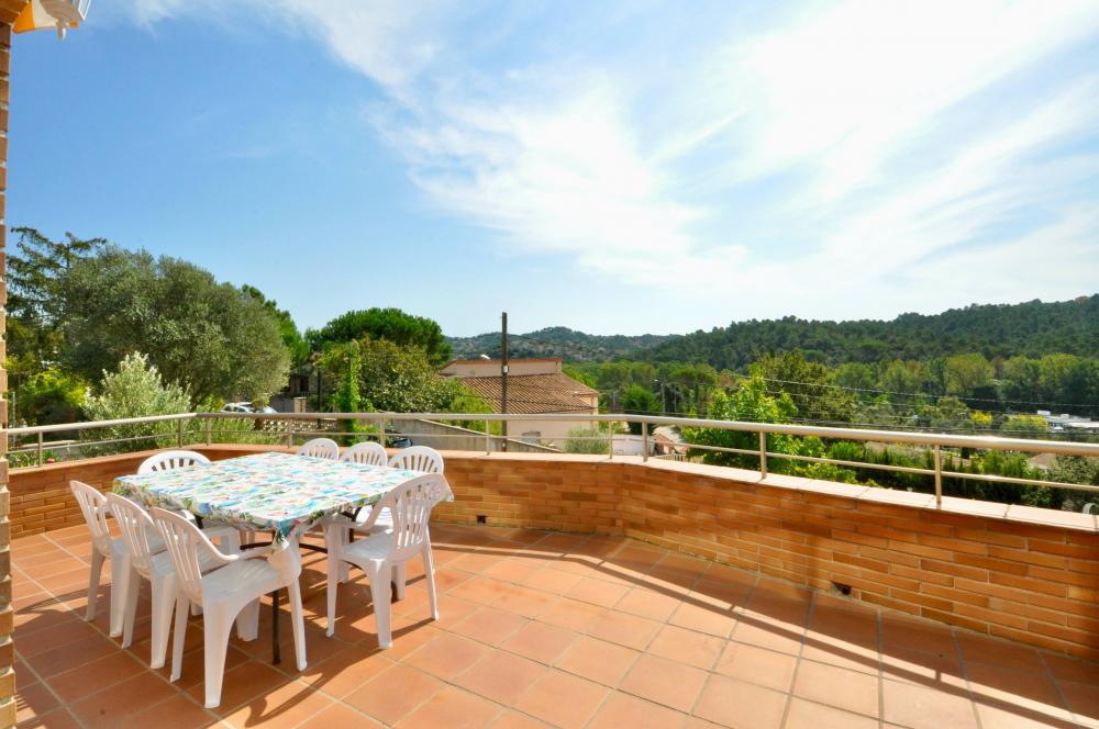 K13 VILLA EVA Casa aislada / Villa Vidreres K13 VILLA EVA Casa aislada / Villa Vidreres